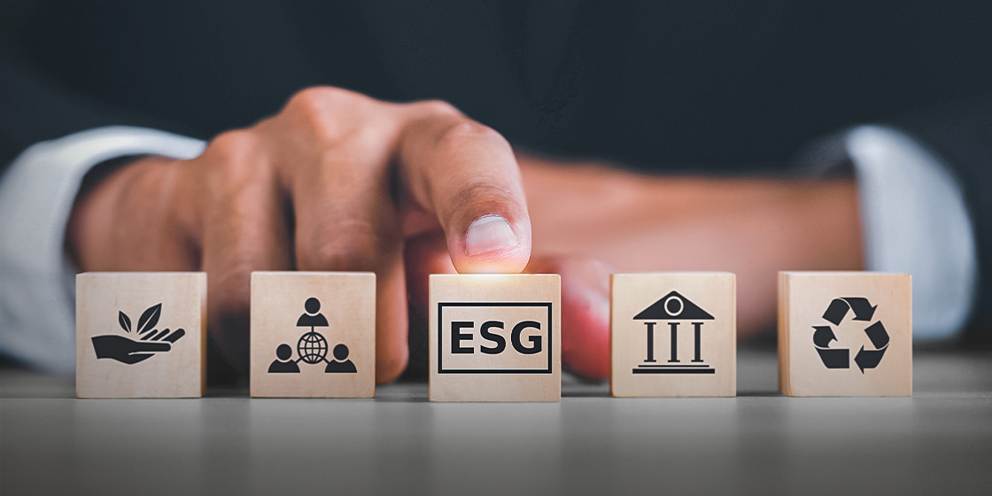 Graphic art about ESG reporting explaining what ESG reporting is and why it is important.